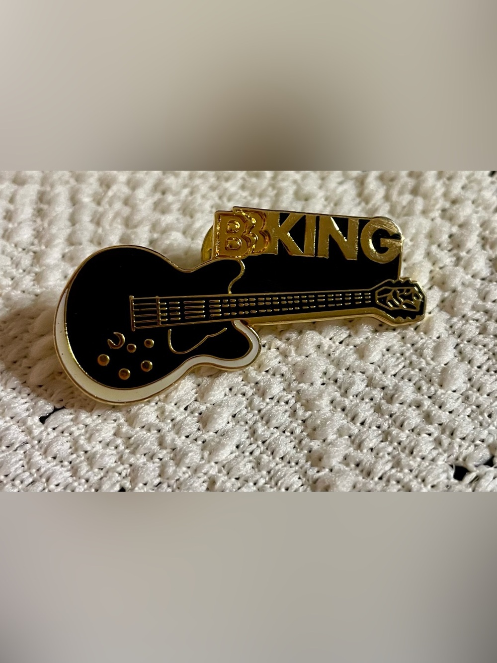 BB King Black & Gold Guitar Lapel Pin by